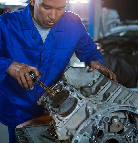 Icon image for engine rebuild service.